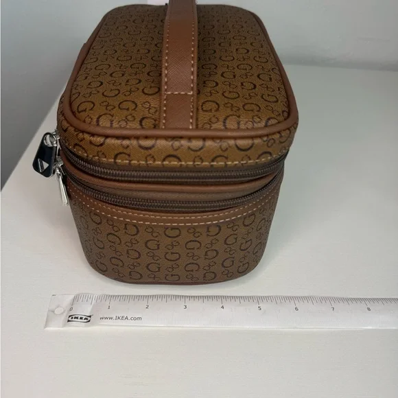 Guess Travel Cosmetic Bag Brown Logo 2 Tier Makeup Case Double Layer Organizer - Picture 7 of 8